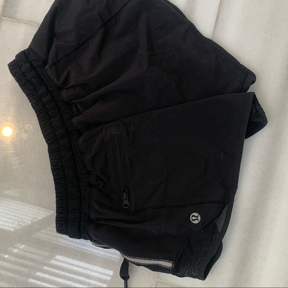 Lulu Lemon Short Shorts - Picture 2 of 2